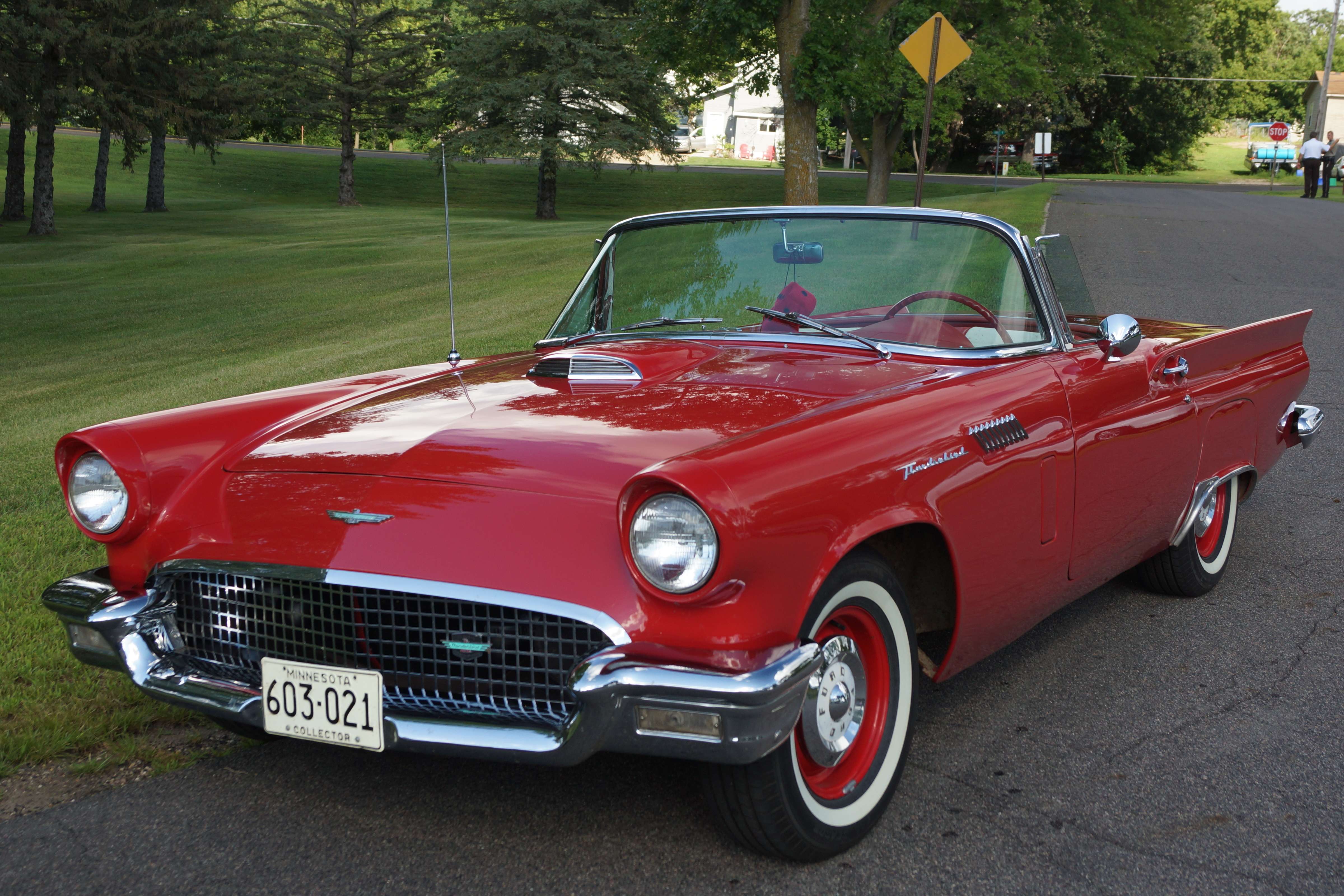 1957 Ford Thunderbird